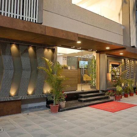 Hotel The Grand インドール エクステリア 写真