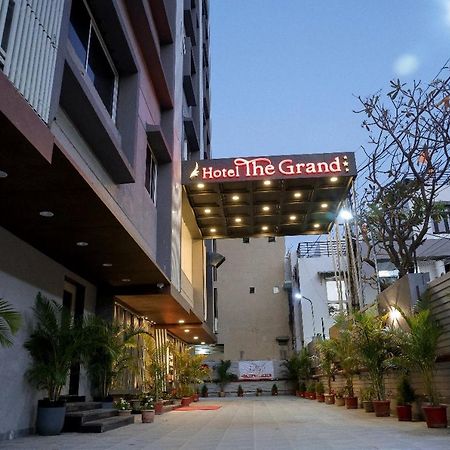 Hotel The Grand インドール エクステリア 写真